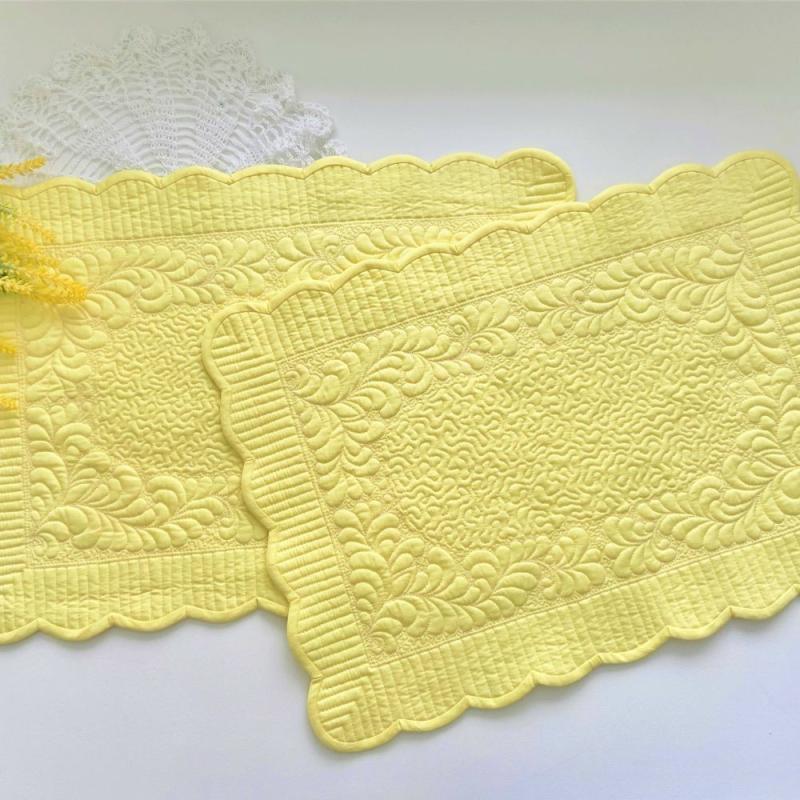 Set of 2 light yellow quilted placemats, scalloped placemat, fabrics table mats, set of 2 mats for holiday table setting | Table Linens Kitchen & Dining Table Linens